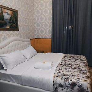 Camera con letto king size